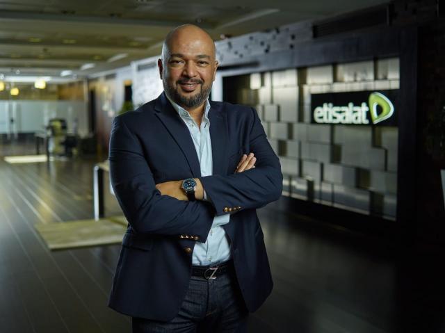 المهندس حازم متولي الرئيس التنفيذي لشركة اتصالات مصر