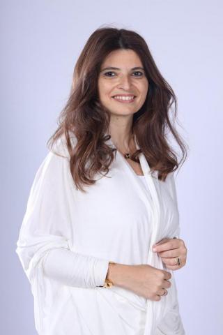 لمياء كامل