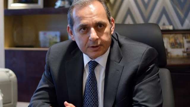 رئيس البنك الأهلي هشام عكاشة