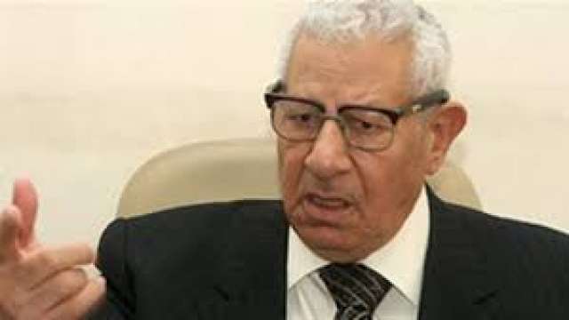 الكاتب الصحفى مكرم محمد أحمد