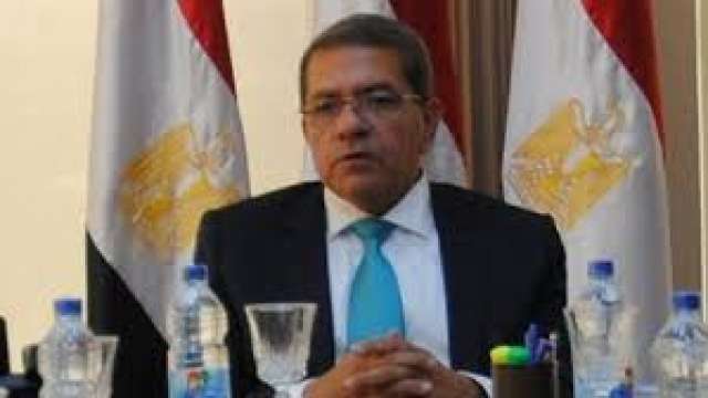 عمرو الجارحي وزير المالية 