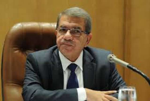 الدكتور عمرو الجارحي وزير المالية 