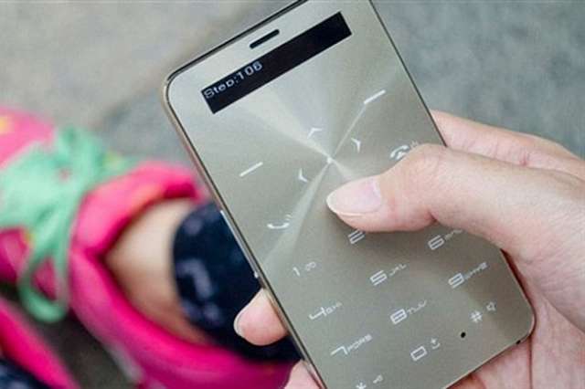 هاتف بدون بطارية