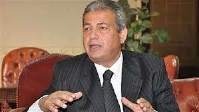 المهندس خالد عبد العزيز وزير الشباب والرياضة
