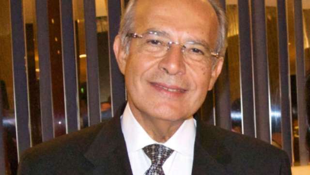  وزير التنمية المحلية هشام الشريف