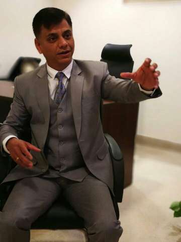 فيكرام سينج برمار، الرئيس التنفيذي لشركة لاﭬـا تكنولوجى الهندية للهواتف النقالة في مصر وأفريقيا