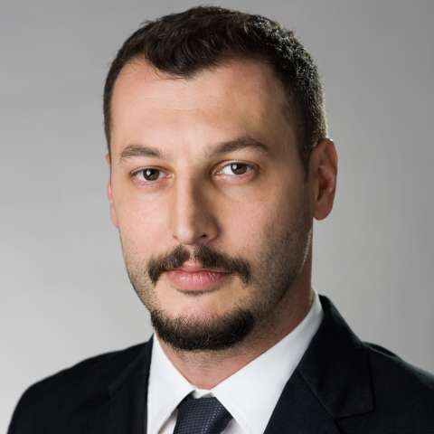 "إغناسيو سبامباتو"، الرئيس التنفيذي للأعمال لدى « إسيت »