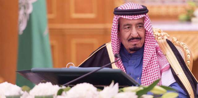 الملك سالمان بن عبد العزيز خادم الحرمين الشريفين