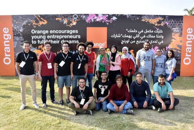 مجموعة من الشباب من مختلف ورش فاب لاب مصر المنتشرة بالمحافظات