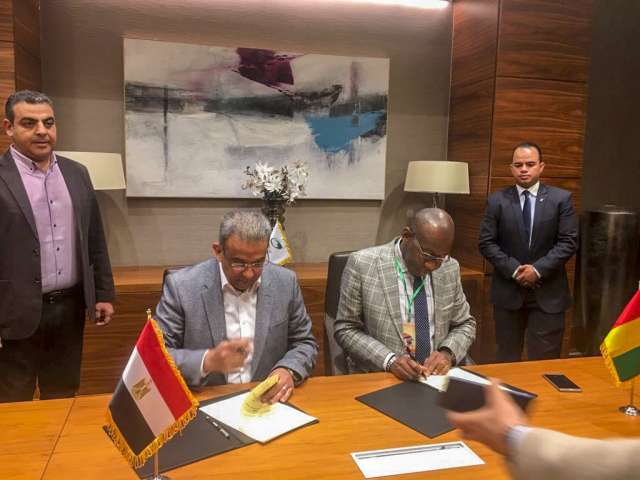 عصام الصغير رئيس البريد المصري يوقع اتفاقيات تعاون مع العديد من الدول الافريقية