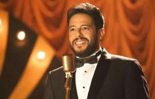 النجم محمد حماقي