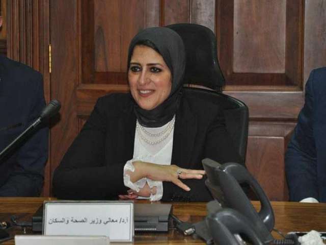 وزيرة الصحة تزور مصابي حادث قطار البدرشين بمستشفى الهرم والعجوزة