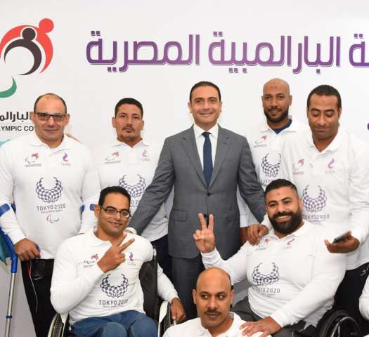 المهندس أحمد البحيري العضو المنتدب والرئيس التنفيذي للمصرية للاتصالات مع للجنة البارالمبية المصرية
