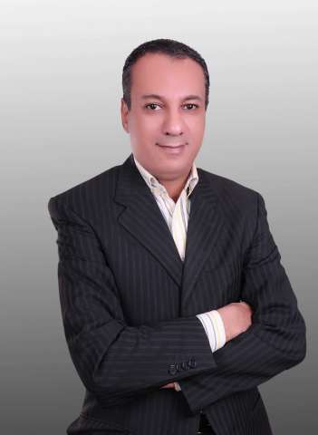 الكاتب الصحفى ياسر السجان