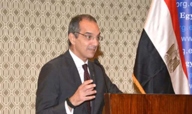 الدكتور عمرو طلعت وزير الاتصالات وتكنولوجيا المعلومات