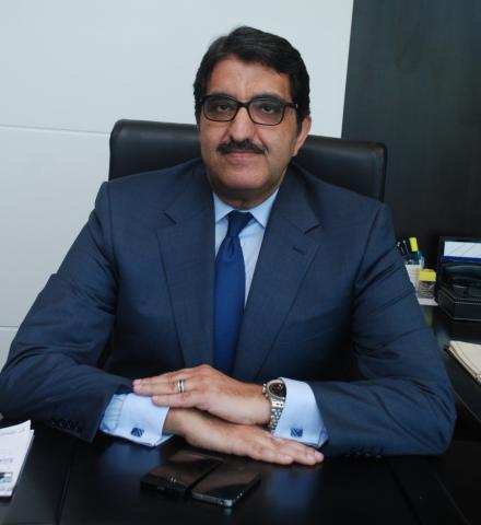 ابراهيم سرحان رئيس مجلس إدارة إي فاينانس