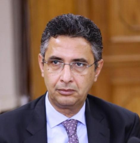 الدكتور شريف فاروق القائم بأعمال رئيس الهيئة القومية للبريد