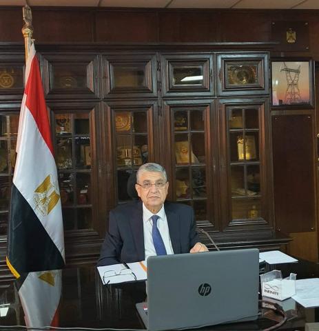 الدكتور محمد شاكر وزير الكهرباء والطاقة المتجددة