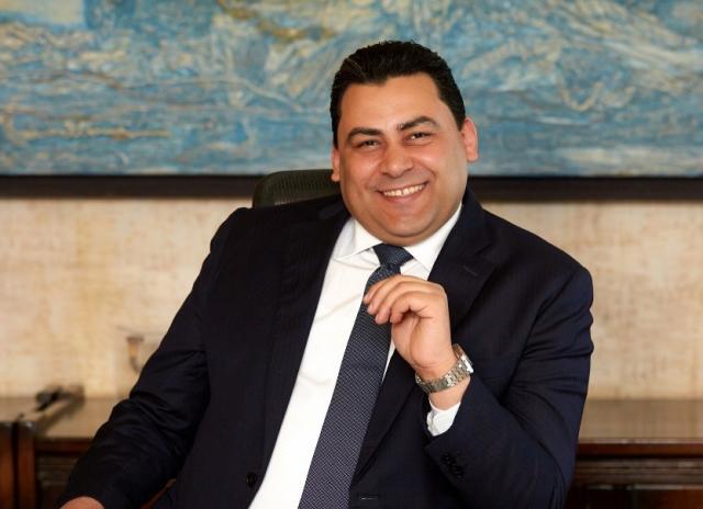 المهندس عادل حامد الرئيس التنفيذي للشركة المصرية للاتصالات