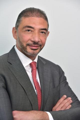 محمد فهمي العضو المنتدب لشركة رؤية القابضة