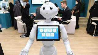 الروبوت نورا تجذب زوار مؤتمر التعليم الدولي بالرياض