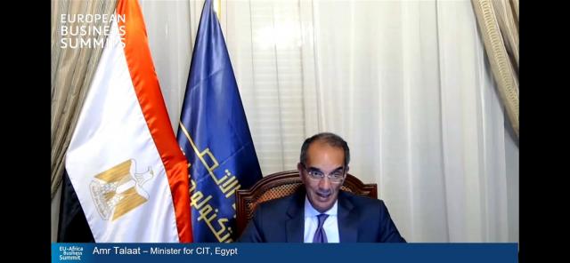 الدكتور عمرو طلعت وزير الاتصالات وتكنولوجيا المعلومات