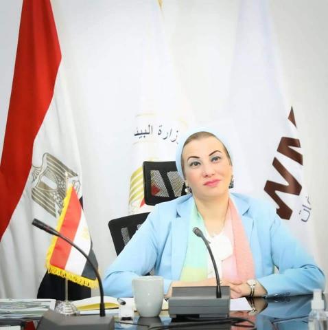 الدكتورة ياسمين فؤاد وزيرة البيئة