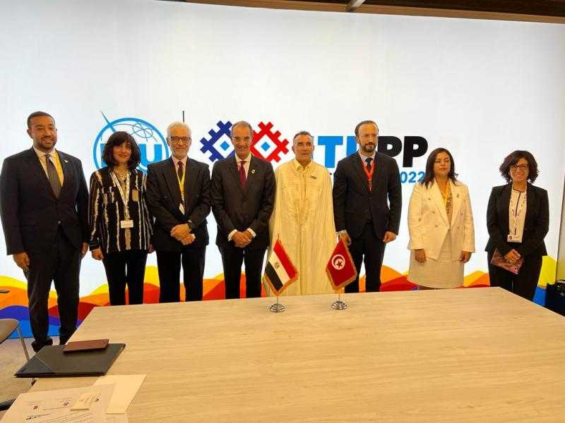 وزير الاتصالات يلتقى وزير تكنولوجيات الاتصال التونسى لتعزيز التعاون المشترك
