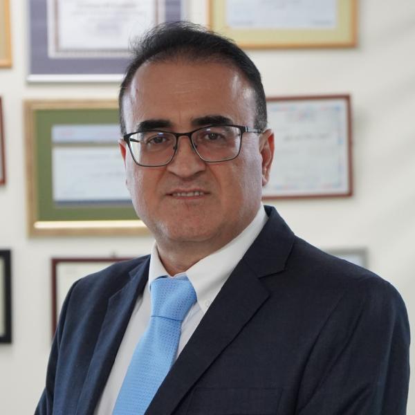 نضال أبوزكي مدير عام مجموعة اورينت بلانيت
