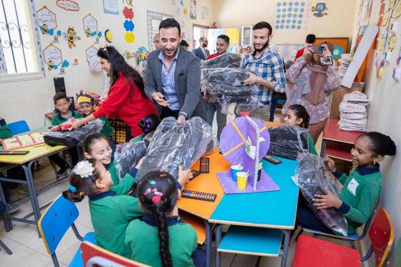 ” إل جي مصر ” تتبرع بالأدوات التعليمية إلى 14 مدرسة مجتمعية في الفيوم مع إطلاق برنامجها ”أبطال إل جي”