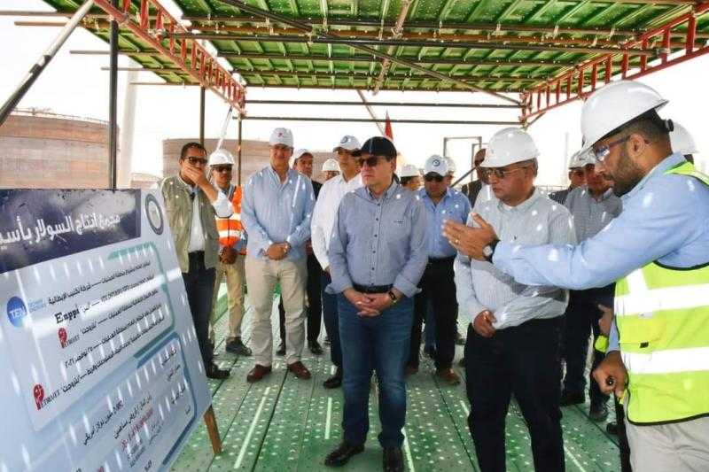 ” الملا ” :  رفع نسبة المكون المحلي بمجمع السولار الجديد بأسيوط بعد زيادة قدرات التصنيع