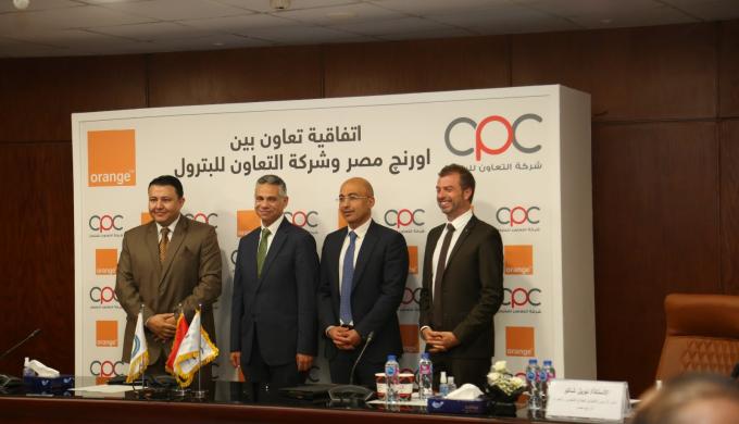 اورنچ تزود محطات وقود ”CPC” بتكنولوجيا قبول المدفوعات عبر المحافظ الإلكترونية