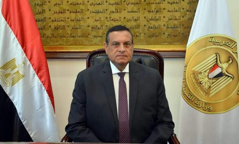 اللواء هشام أمنة وزير التنمية المحلية