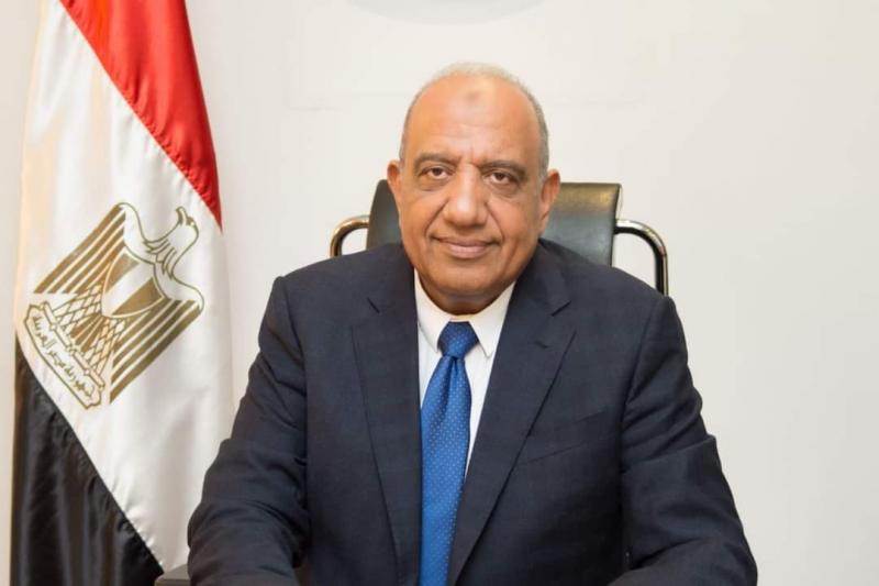 الدكتور