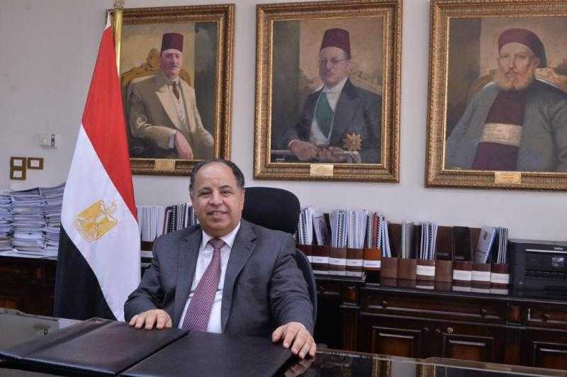 وزير المالية : تسريع إجراءات إصدار «الموافقات الاستيرادية» لسيارات المصريين بالخارج