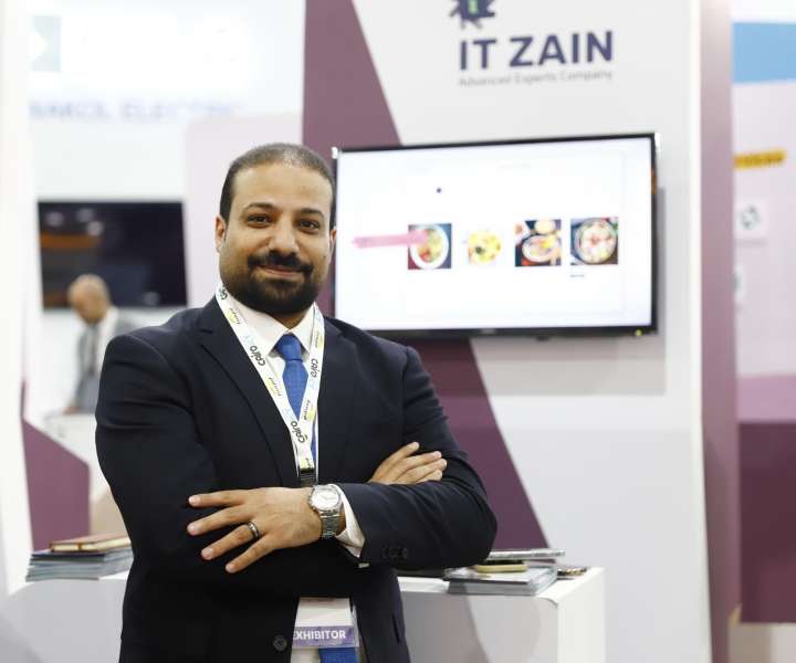 المهندس أحمد عمر الرئيس التنفيذي لشركة