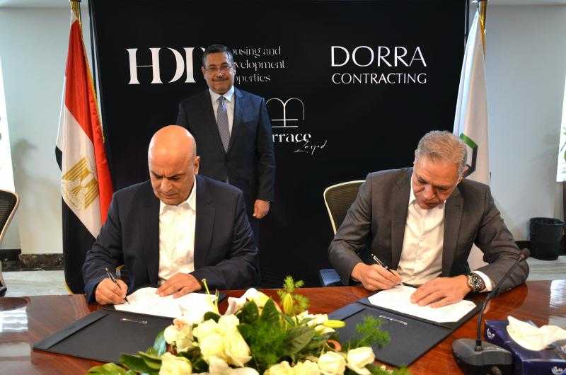 شركة التعمير والإسكان للاستثمار العقاري HDP   توقع عقد مقاولات مع الشركة الهندسية للإنشاء والتعمير CRC-DORRA
