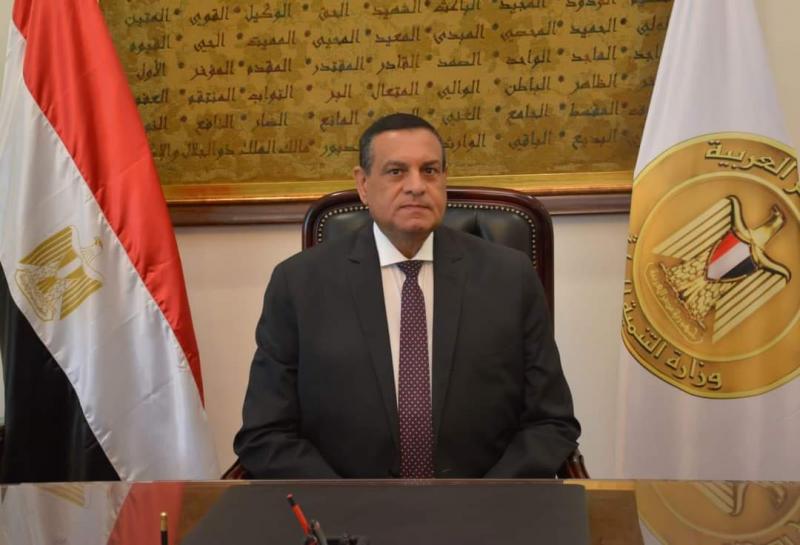 اللواء هشام أمنة وزير التنمية المحلية