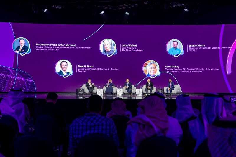 انطلاق أعمال أول منتدى عالمي للمدن الذكية في المملكة العربية السعودية