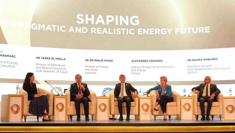 ” الملا  ” : إعادة تحديث استراتيجية الطاقة في مصر للوصول بنسبة الطاقات المتجددة الي ٦٠% بحلول ٢٠٣٠