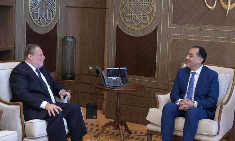 ” الوزراء ” : إتاحة الموارد الدولارية بشكل كافٍ انعكس بصورة إيجابية على توفير مختلف السلع الأساسية