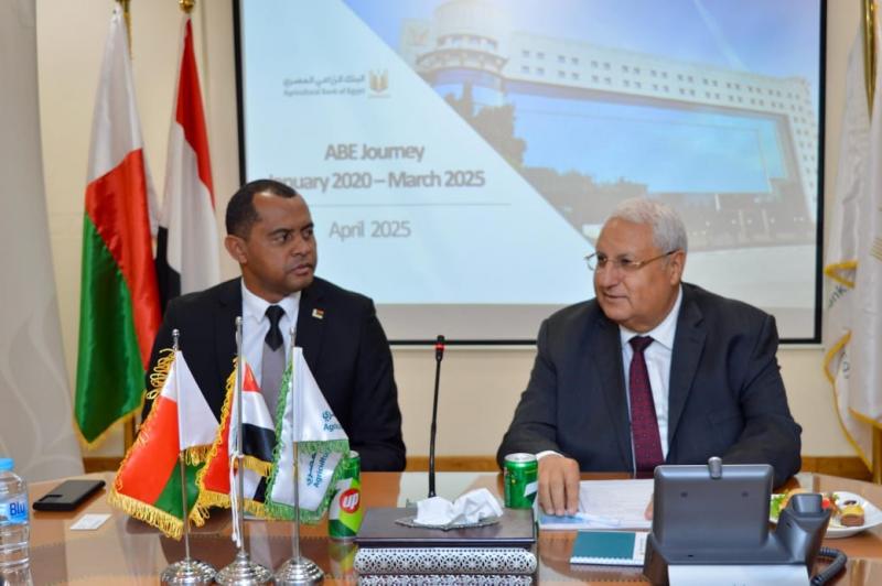 ” الزراعي المصري ” يستقبل وزير زراعة مدغشقر لتعزيز التعاون والاطلاع على جهود البنك في دعم التنمية الزراعية