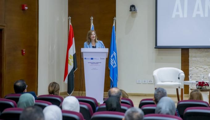 ” الاتصالات ” و ” اليونسكو ” تتعاونان في تنظيم فعالية ”الذكاء الاصطناعى والمجتمع”