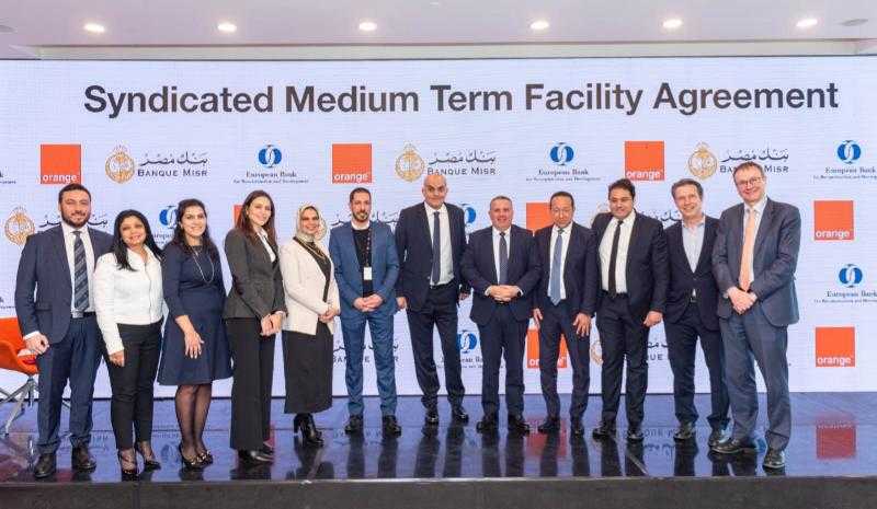 بنك مصر والبنك الأوروبى لإعادة الإعمار والتنمية EBRD   يمنحان مناصفة تمويلا مشتركا لصالح شركة أورنج مصر للاتصالات