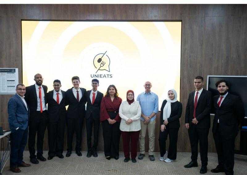 جامعة مصر للمعلوماتية تطلق تطبيق إلكتروني لإدارة الكافتريات الجامعية لمنع الزحام وهدر الطعام