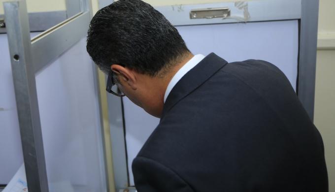 وزير التموين والتجارة الداخلية يُدلي بصوته في انتخابات مجلس الشيوخ