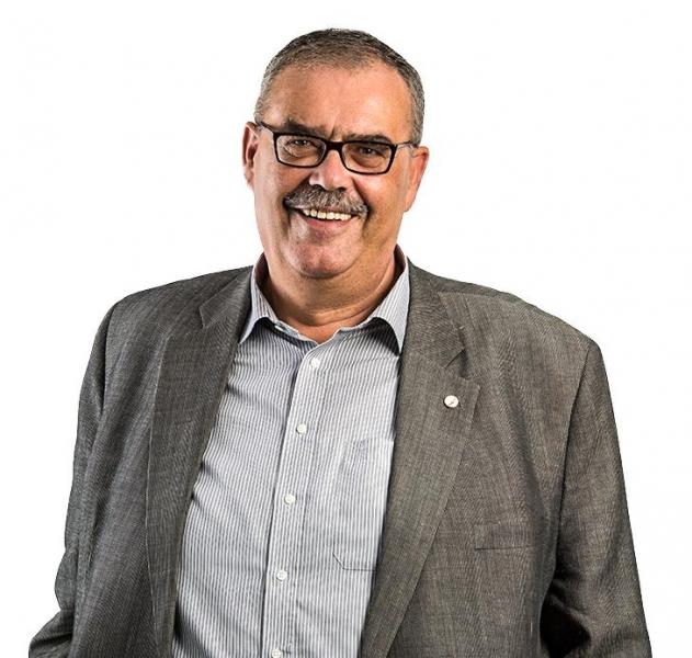 أشرف صبرى رئيس مجلس إدارة شركة فورى 