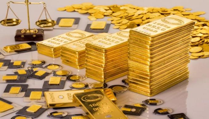 الذهب يرتفع مع تراجع توقعات رفع الفائدة الأمريكية وترقب بيانات التضخم
