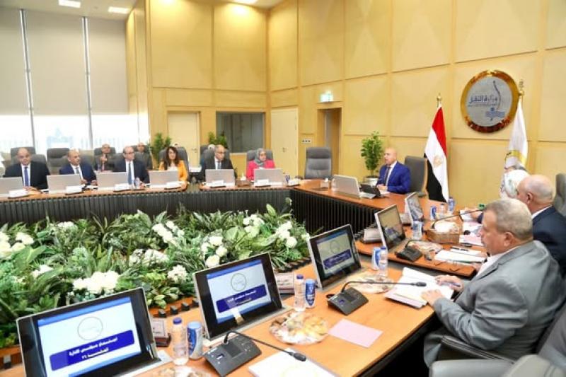 نائب رئيس مجلس الوزراء للتنمية الصناعية وزير الصناعة والنقل يترأس اجتماع مجلس إدارة الهيئة العامة لتخطيط مشروعات النقل