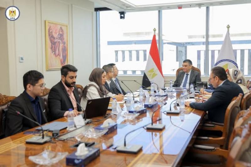 رئيس هيئة الشراء الموحد في اجتماع مع وفد وفدًا من «هواوي» لبحث التعاون في تطبيقات الذكاء الاصطناعي